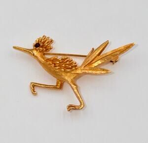 Vintage BOUCHER Roadrunner Gold Tone Ruby Crystal Signed & Numbered Brooch Pin